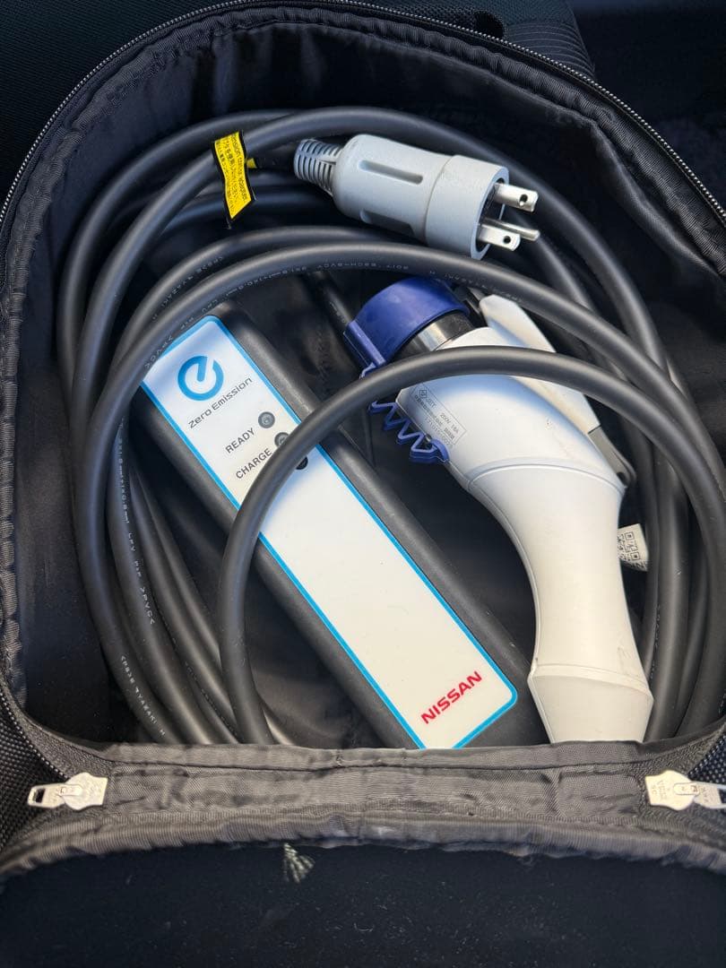 NISSAN EV充電ケーブル日産純正 リーフ 3NK5E 専用ケース付き