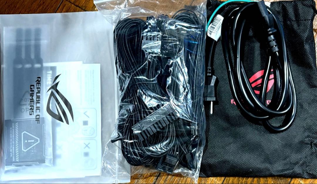 電源ユニット ROG LOKI SFX-L 1000W PLATINUM