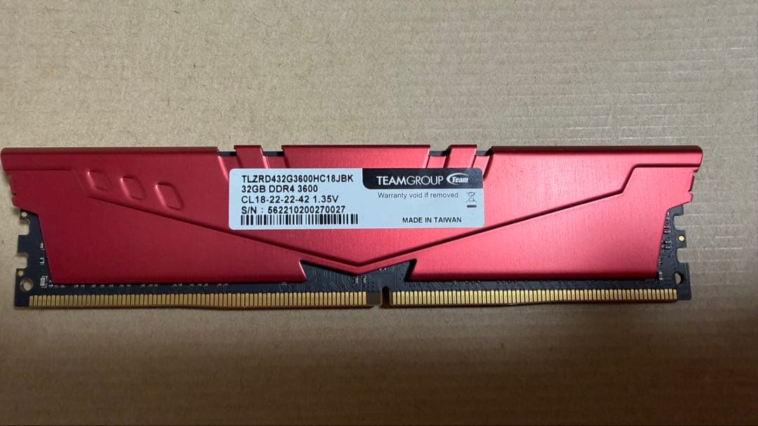 メモリー Team DDR4-3600 32GB