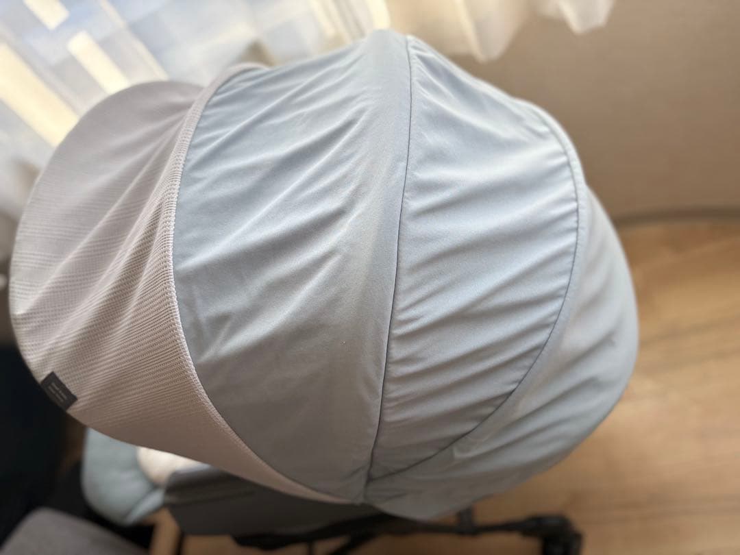 【美品】Combi ホワイトレーベル ネムリラ AUTO SWING BEDi