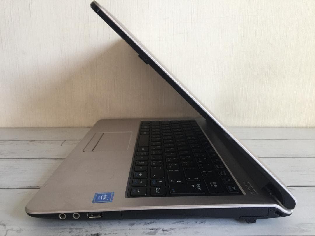 マウス MB-E400EN 14型TFT液晶　薄型・コンパクト ノートパソコン