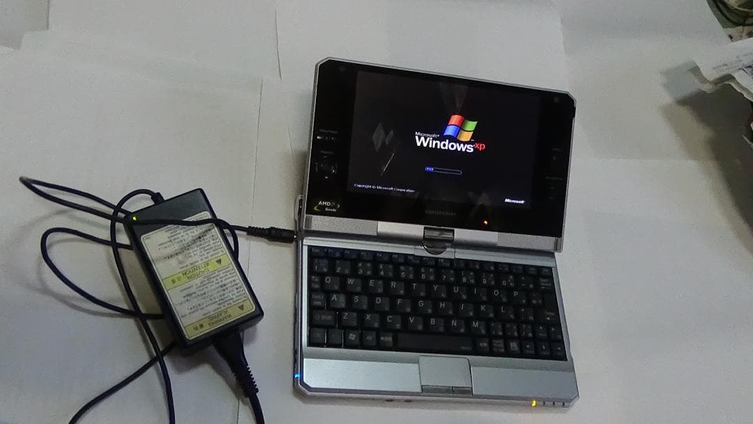 一応起動するが画面を閉じると音がする事もあるSA1F00ACアダプター無し