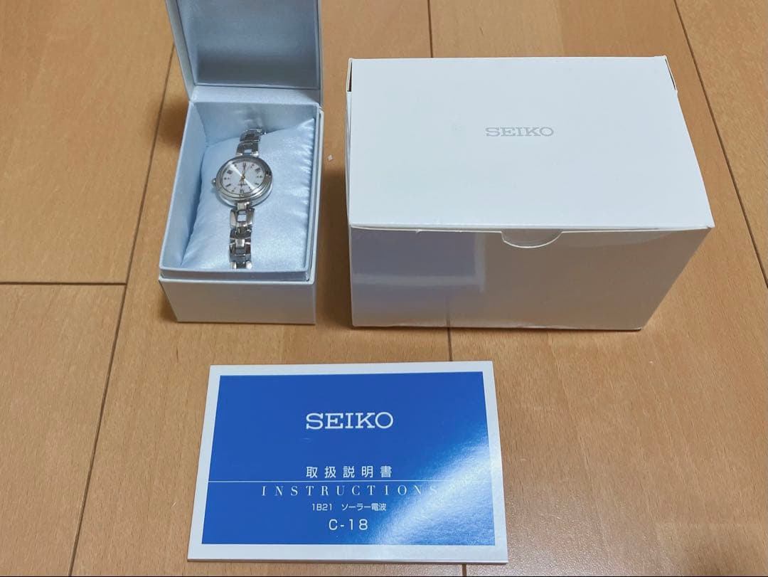 SEIKO アナログ ソーラー 腕時計 シルバー セイコー レディース