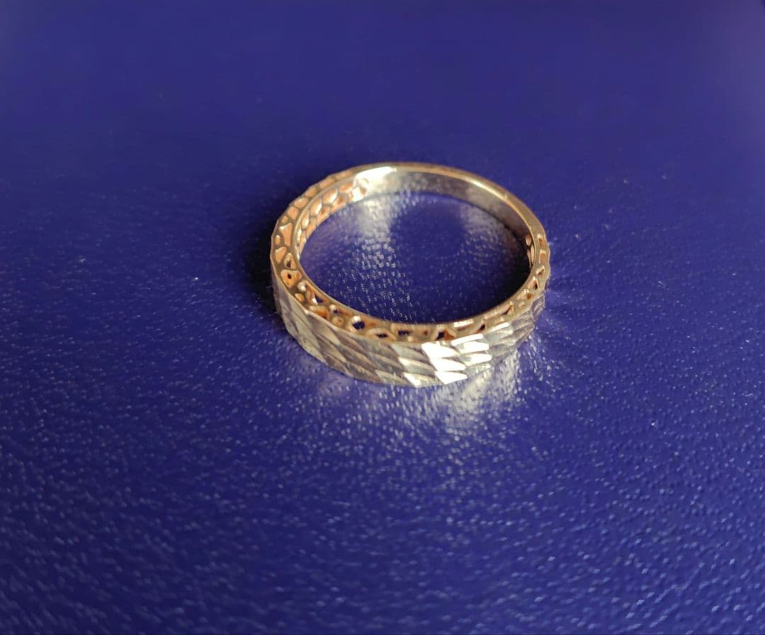 Aprire　18KYG トリプルウェーブライン　デザインリング　13号