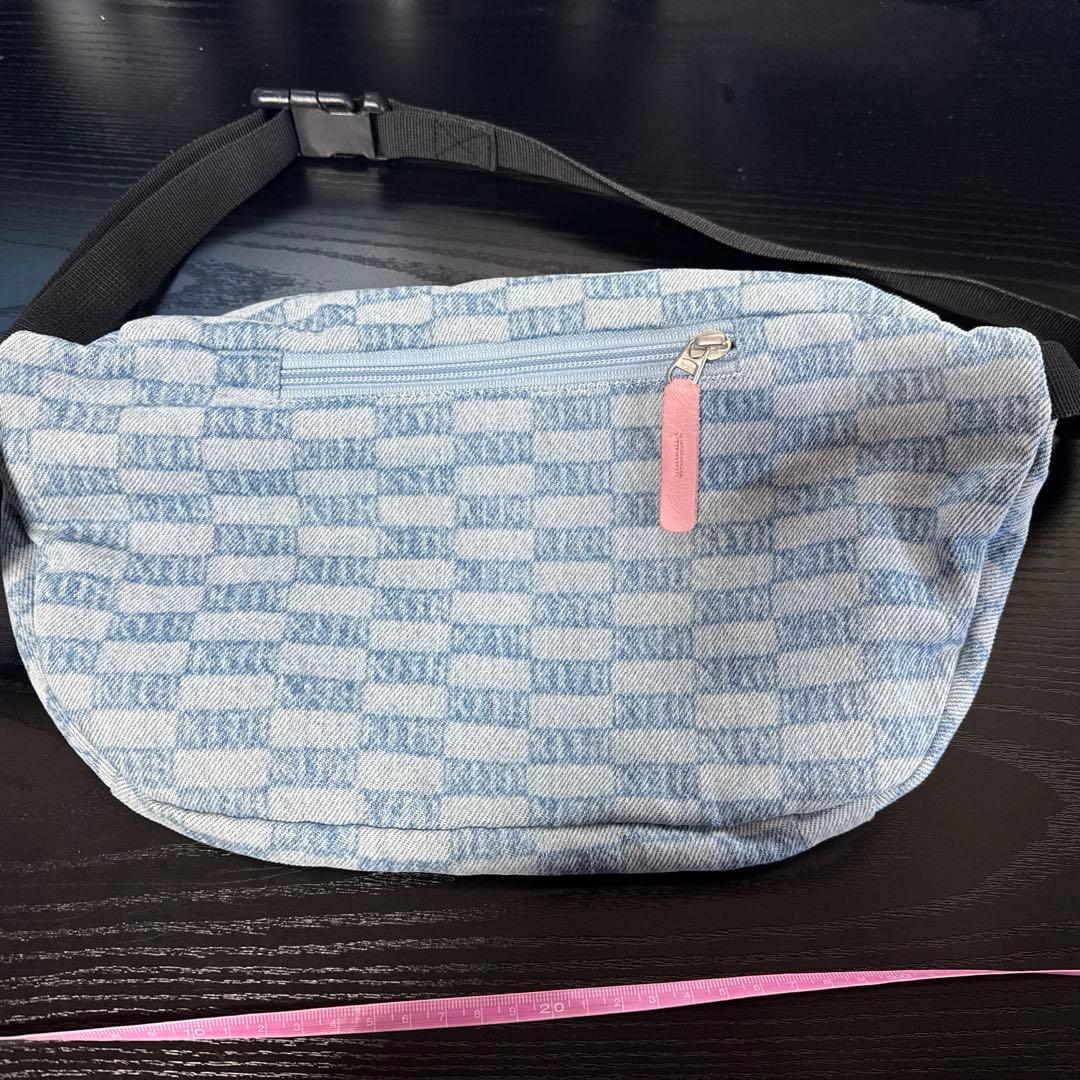 KITH LEVI’Sデニム柄 ボディバック