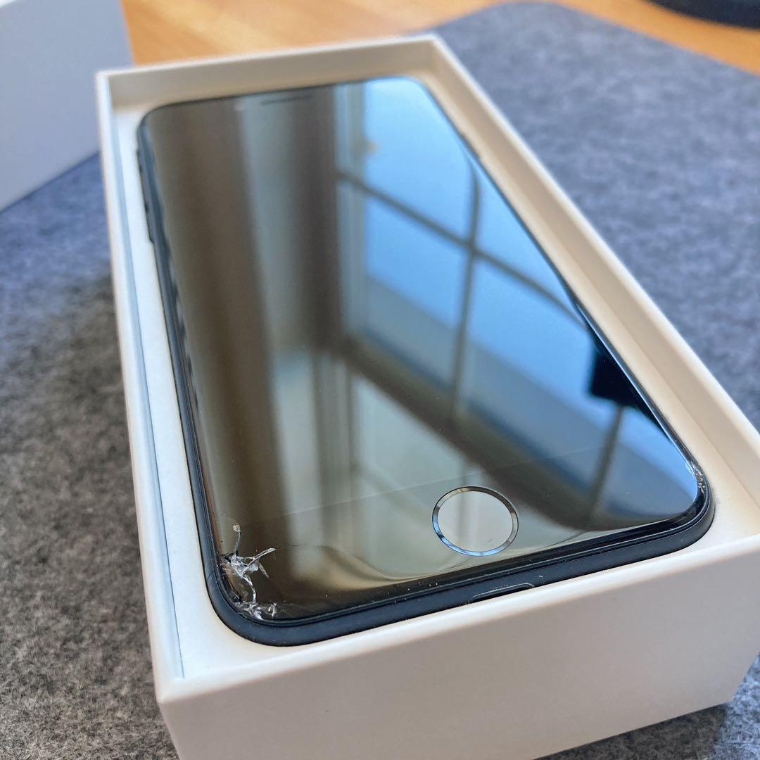 iPhone SE (第2世代) SIMフリー 128GB ブラック