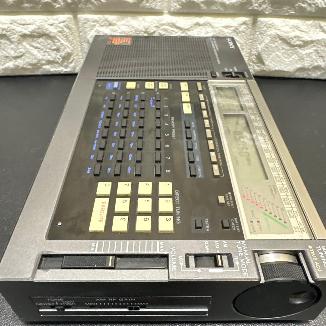 ラジオの王様 　SONY ソニー ICF-2001D 通電、動作確認済　雑あり