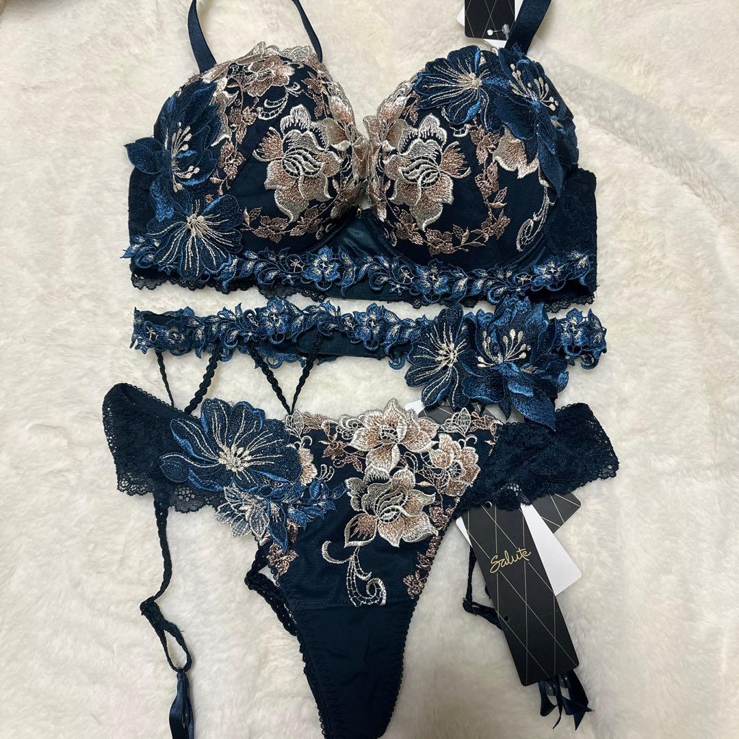 Salute ネイビー ブラジャーショーツセットF70Bta428