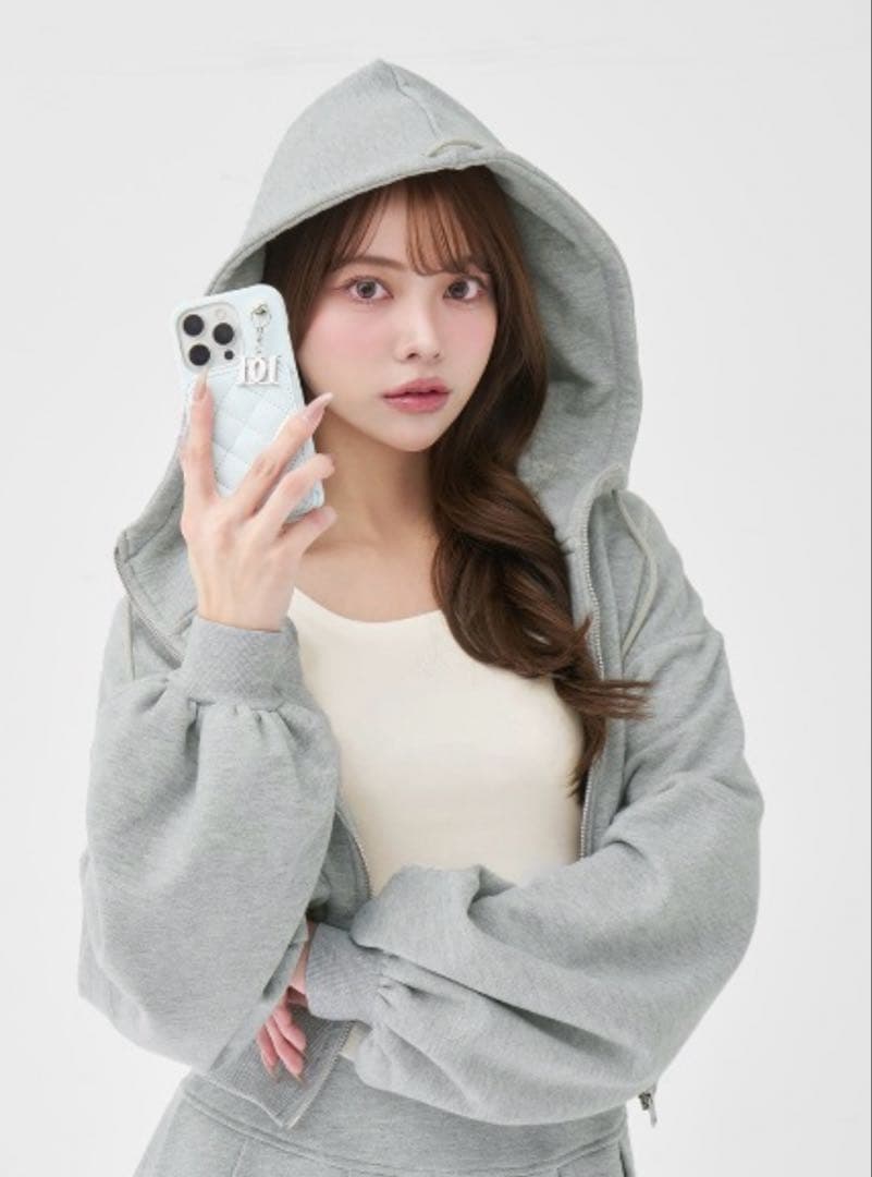 ダーリッチ　キルティングミラーDDチャームiPhoneケース　17