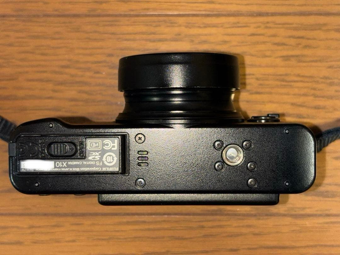 Fujifilm X10 ブラック(付属品あり)