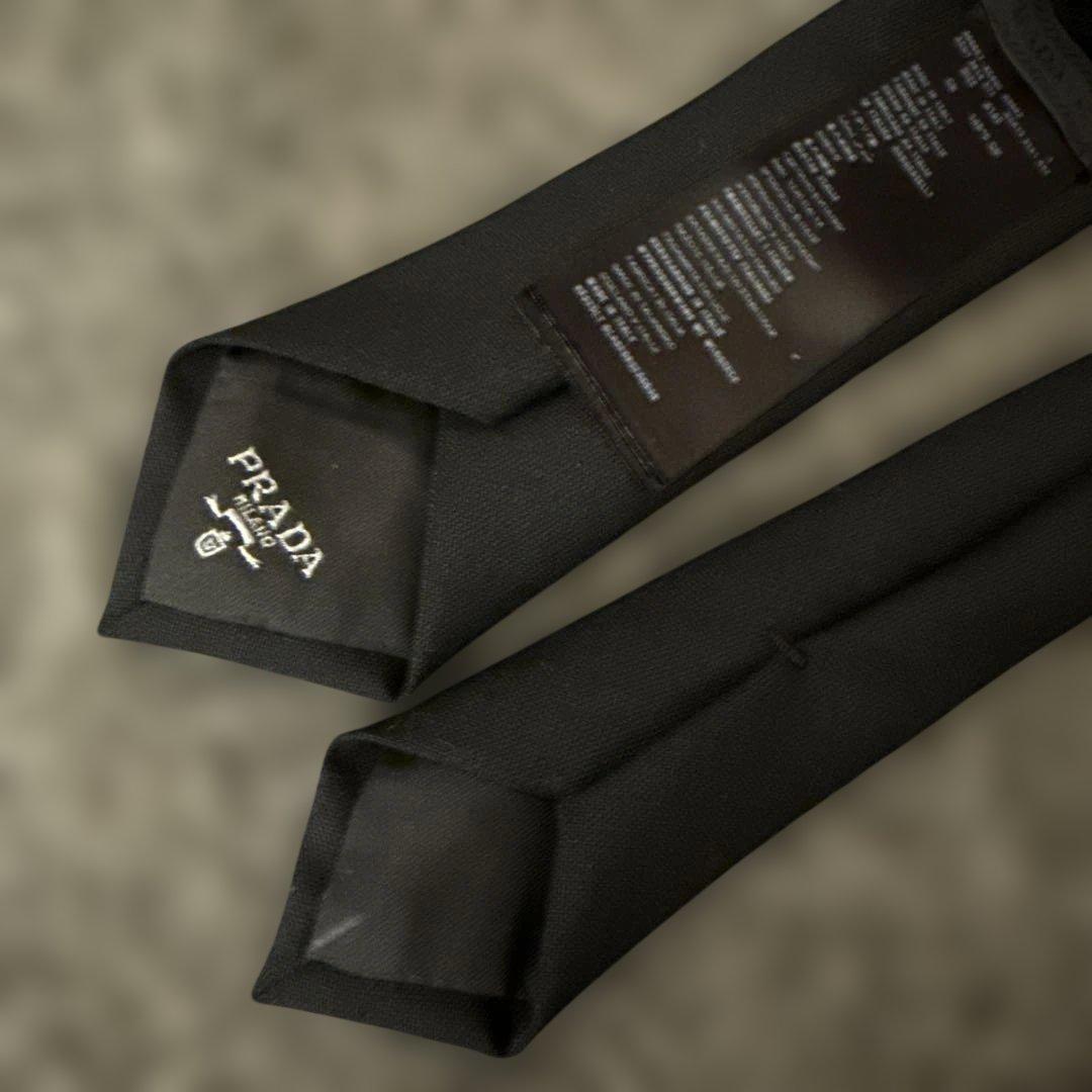 PRADA ブラック ネクタイ