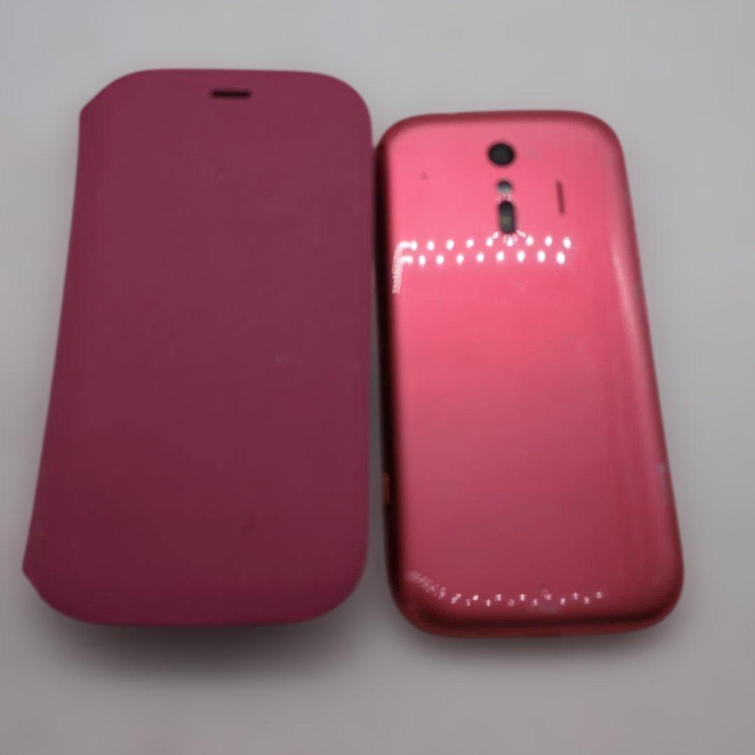 らくらくスマートフォン F-42A　ピンク