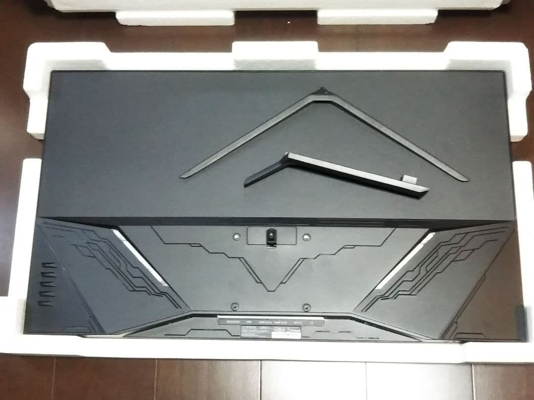 ジャパンネクストゲーミングモニター 31.5インチ 240Hz