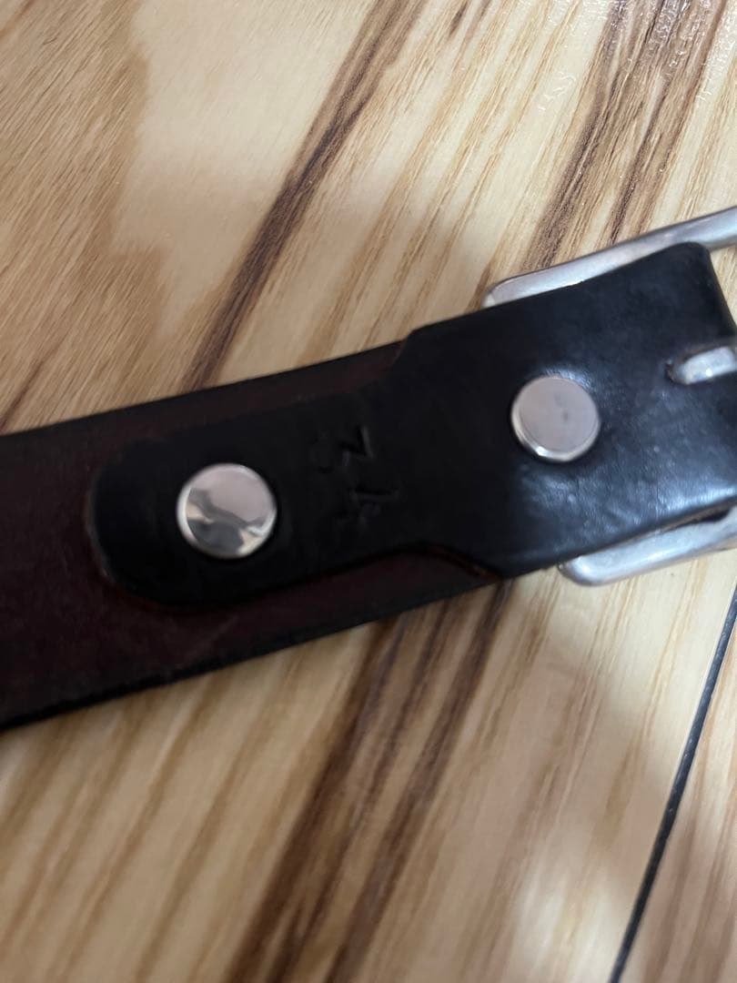 HTC フラワースタッズベルト