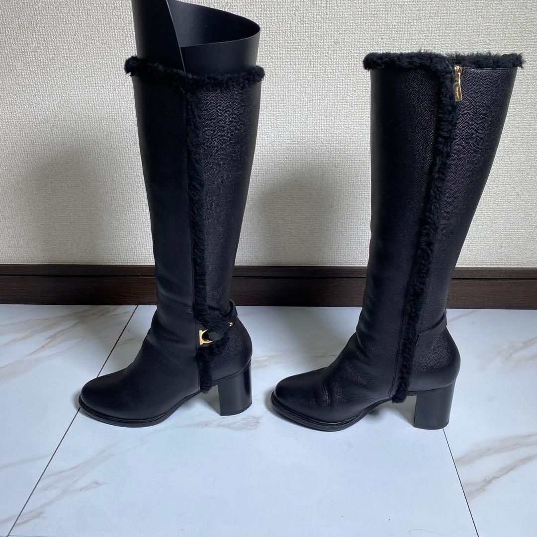 現行♡サルヴァトーレフェラガモ シボ革 ボア ムートンロングブーツ ガンチーニ