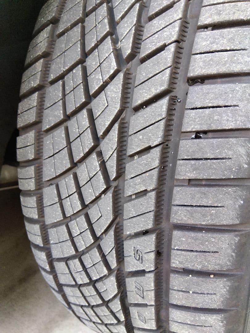レイズ ホムラ 2×10BD 235/40R19 8J＋45 PCD114.3