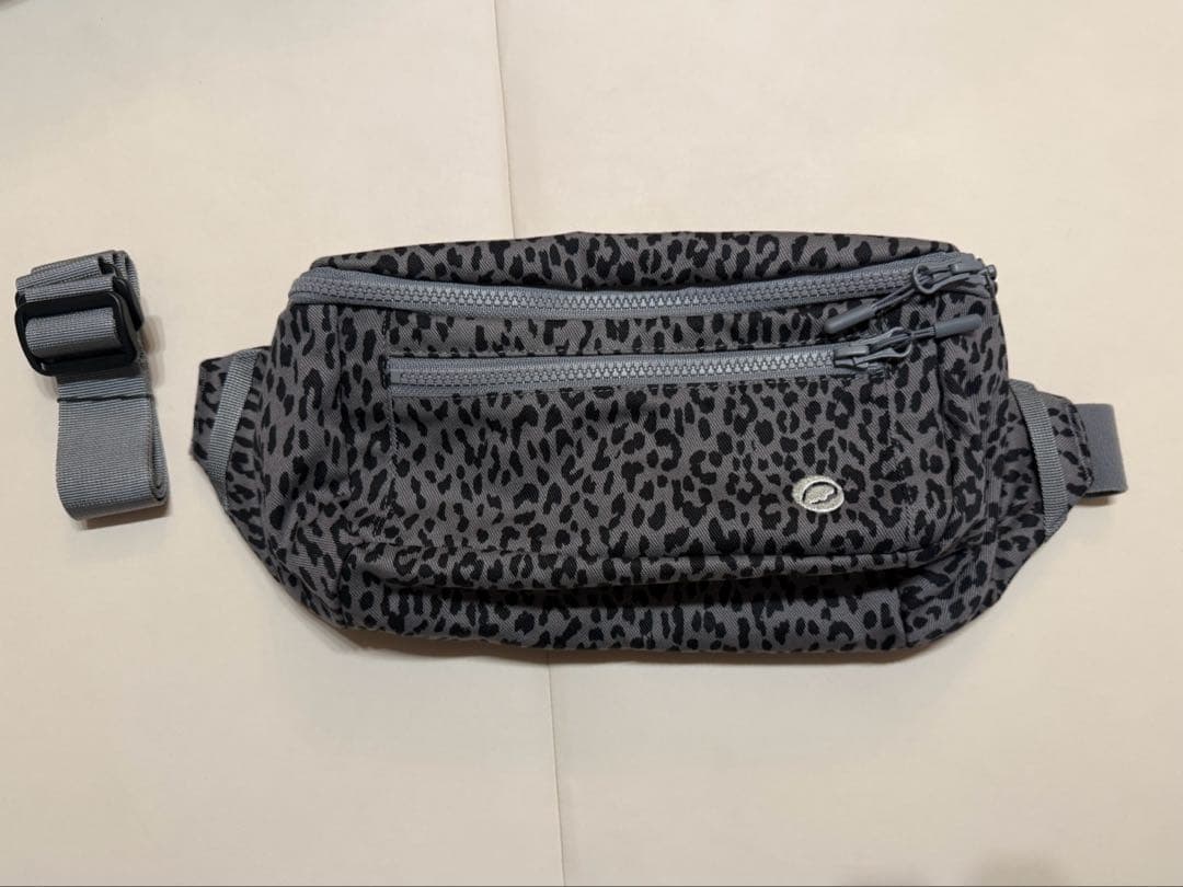 グスケット365抱っこ紐Plus グレーレオパード