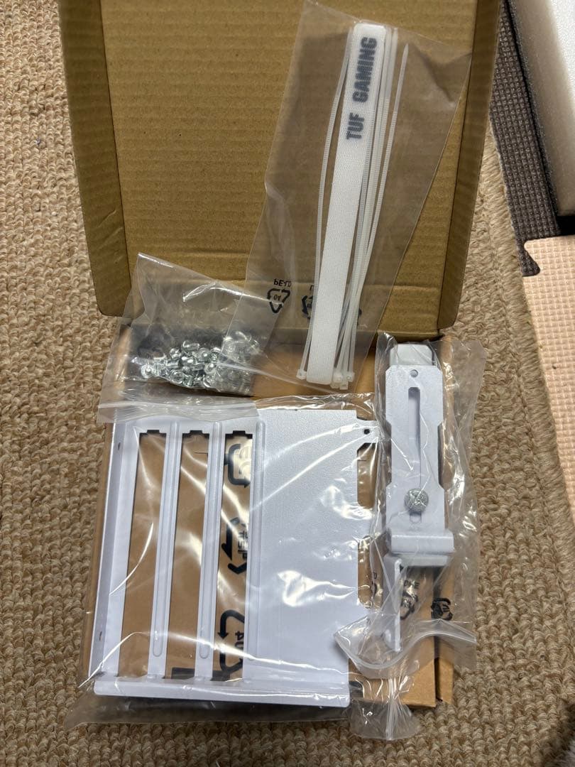 TUF GAMING GT502 ホワイト PCケース