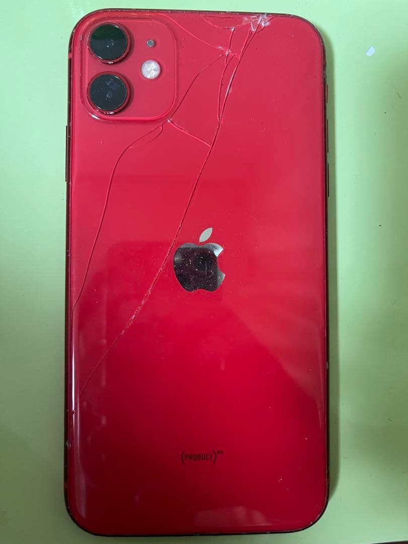 Apple iPhone 11 (PRODUCT(RED)) 本体