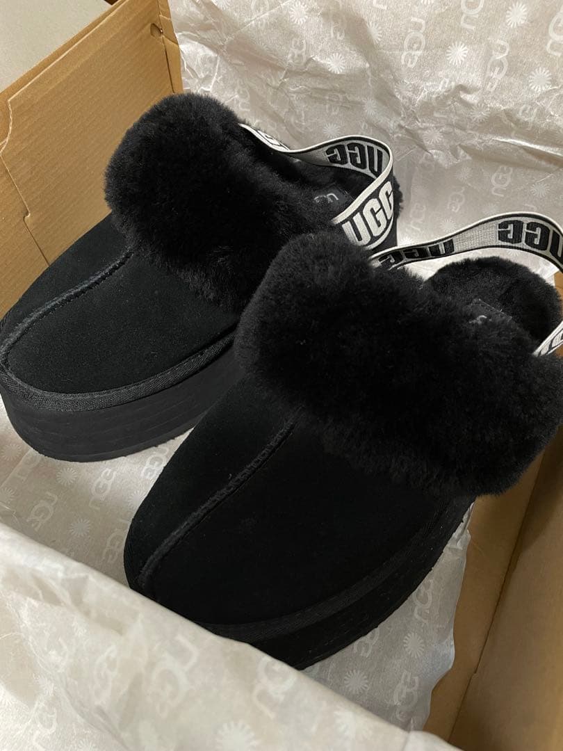 UGG ファンケット　24cm 黒　厚底　ムートン　サンダル　スリッポン