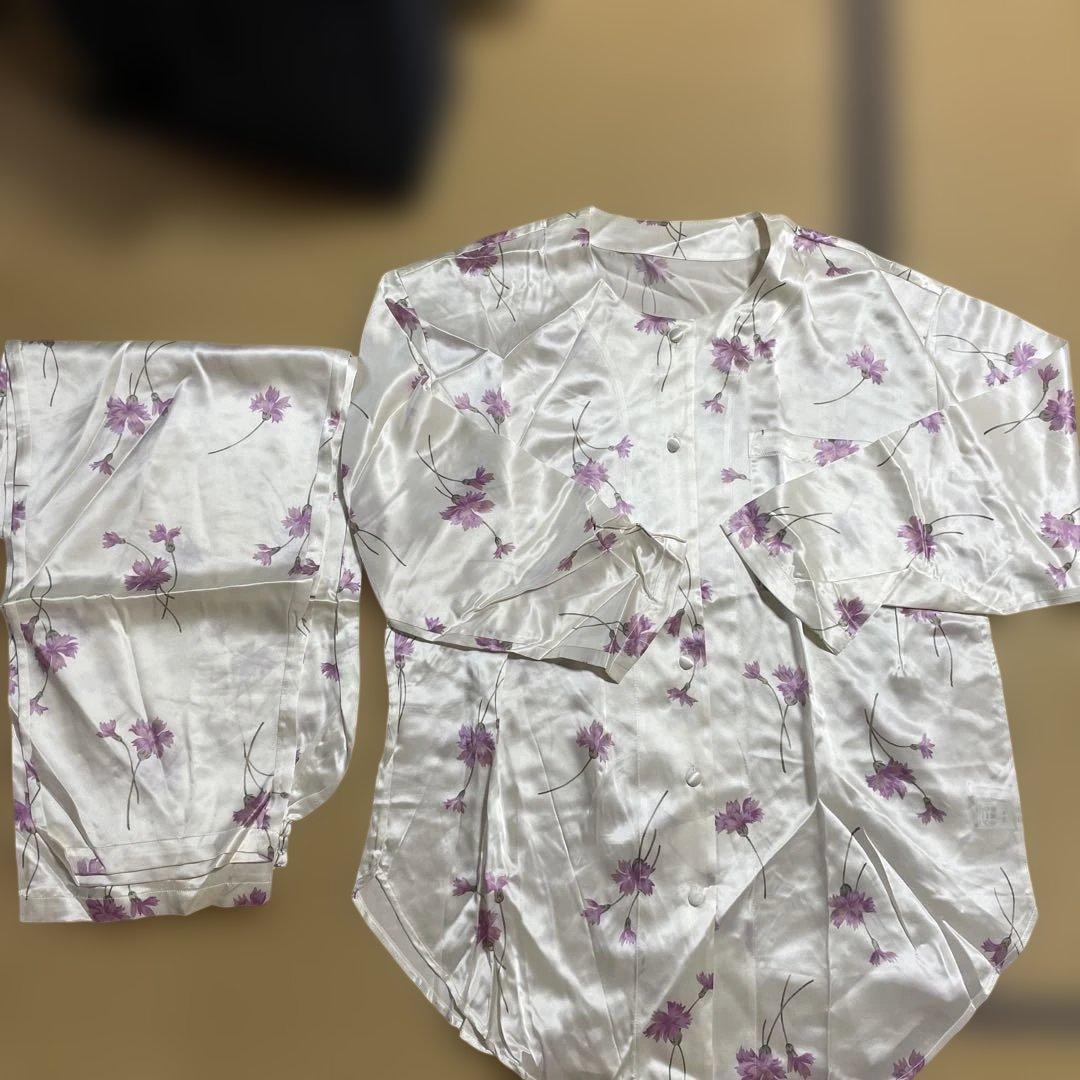 さ*ら様 花柄パジャマ　ワコール　絹