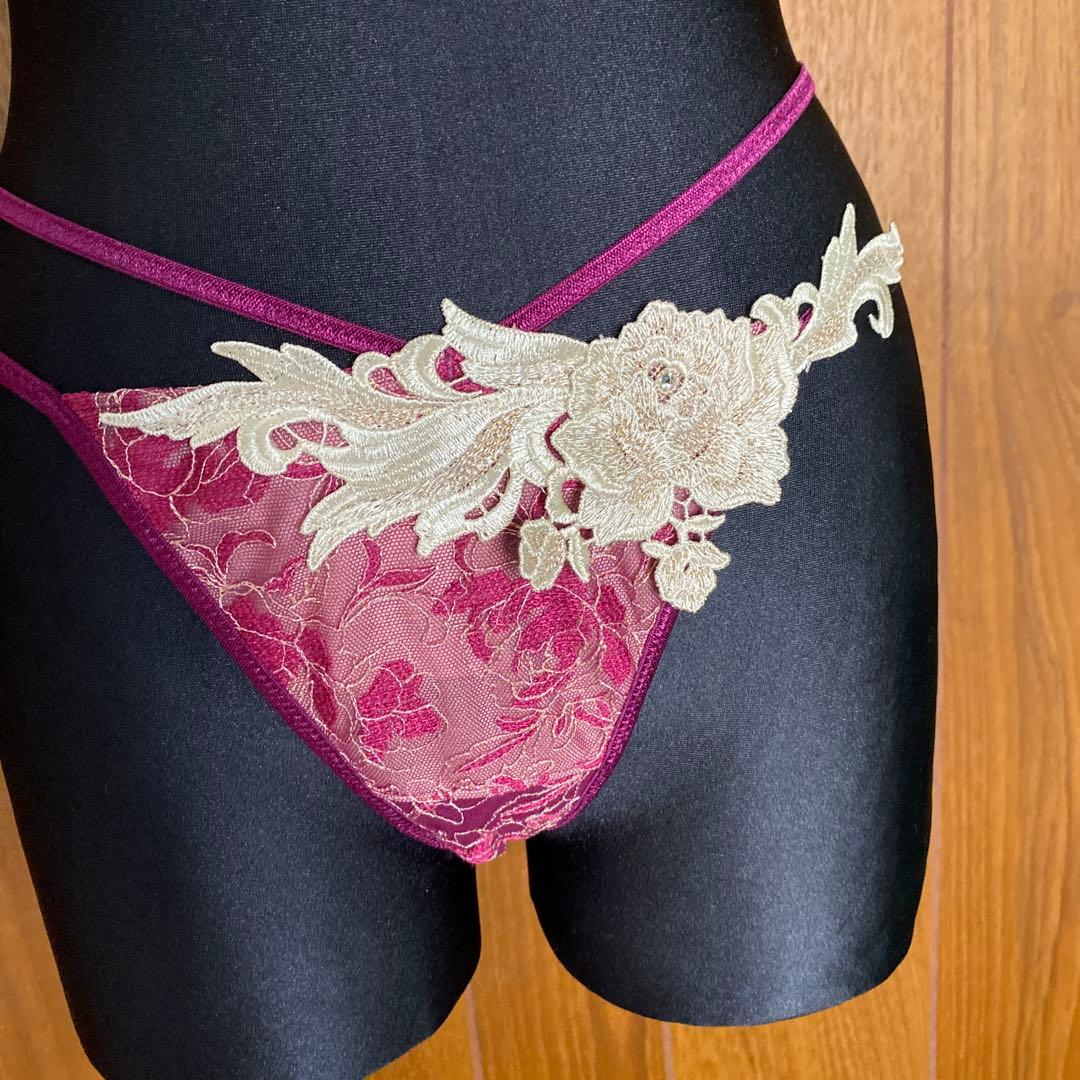 川*硝様 サルート　40周年記念モデル　生産限定品　タグ付き未使用品　スリップ＆