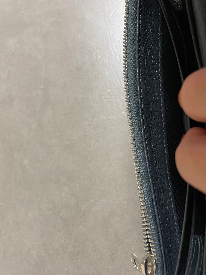 バレンシアガ　長財布
