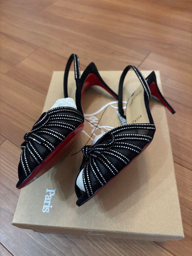 【Christian Louboutin】ラインストーンリボンバックストラップ