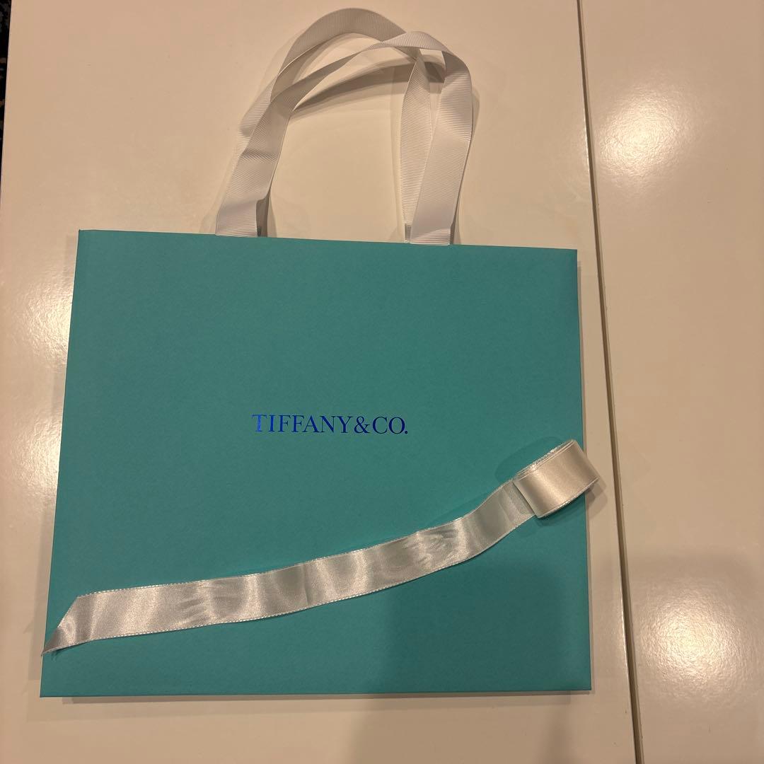 新品未使用　ティファニー 腕時計 ケース ブルーBOX 空箱