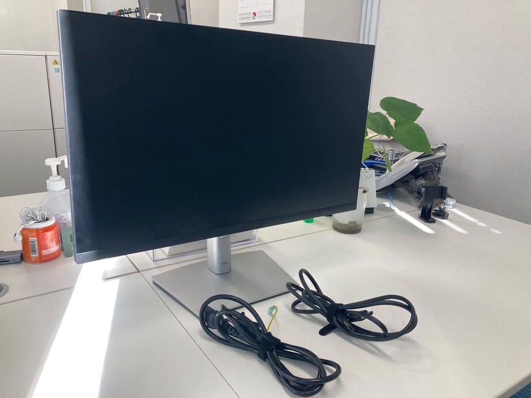 【値下げ】P2422HE プロフェッショナルシリーズ 23.8インチ