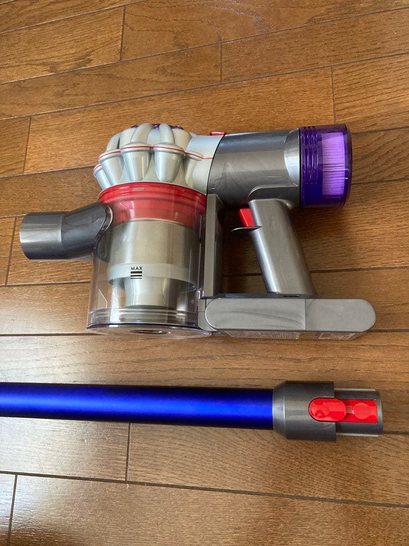 ダイソン掃除機　v8 sv25 分解洗浄 スタンド付き