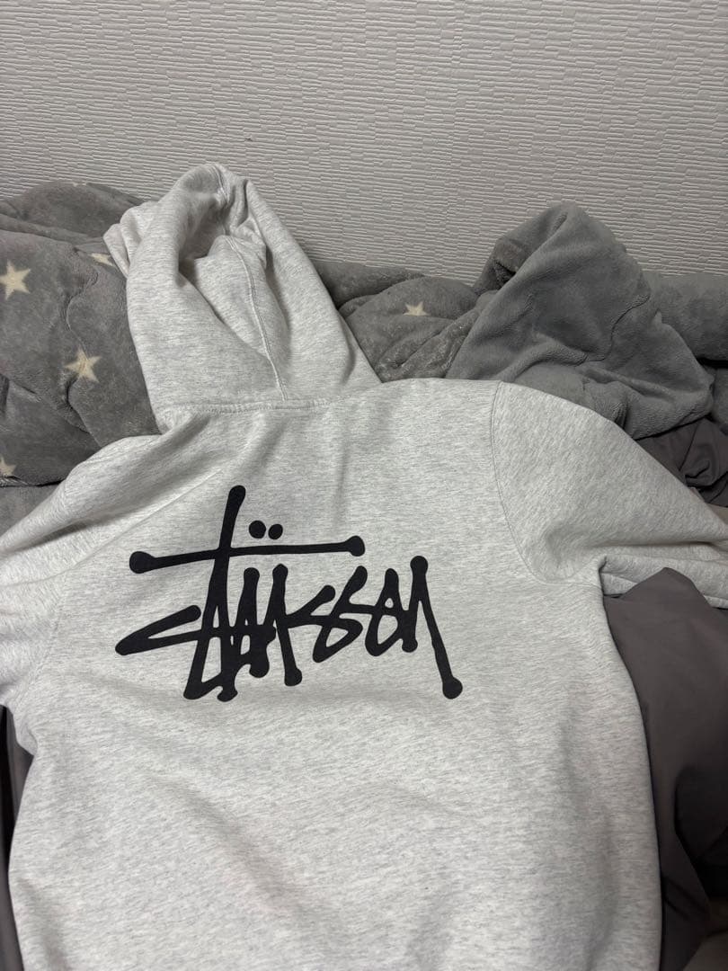 Stüssy グレー パーカー