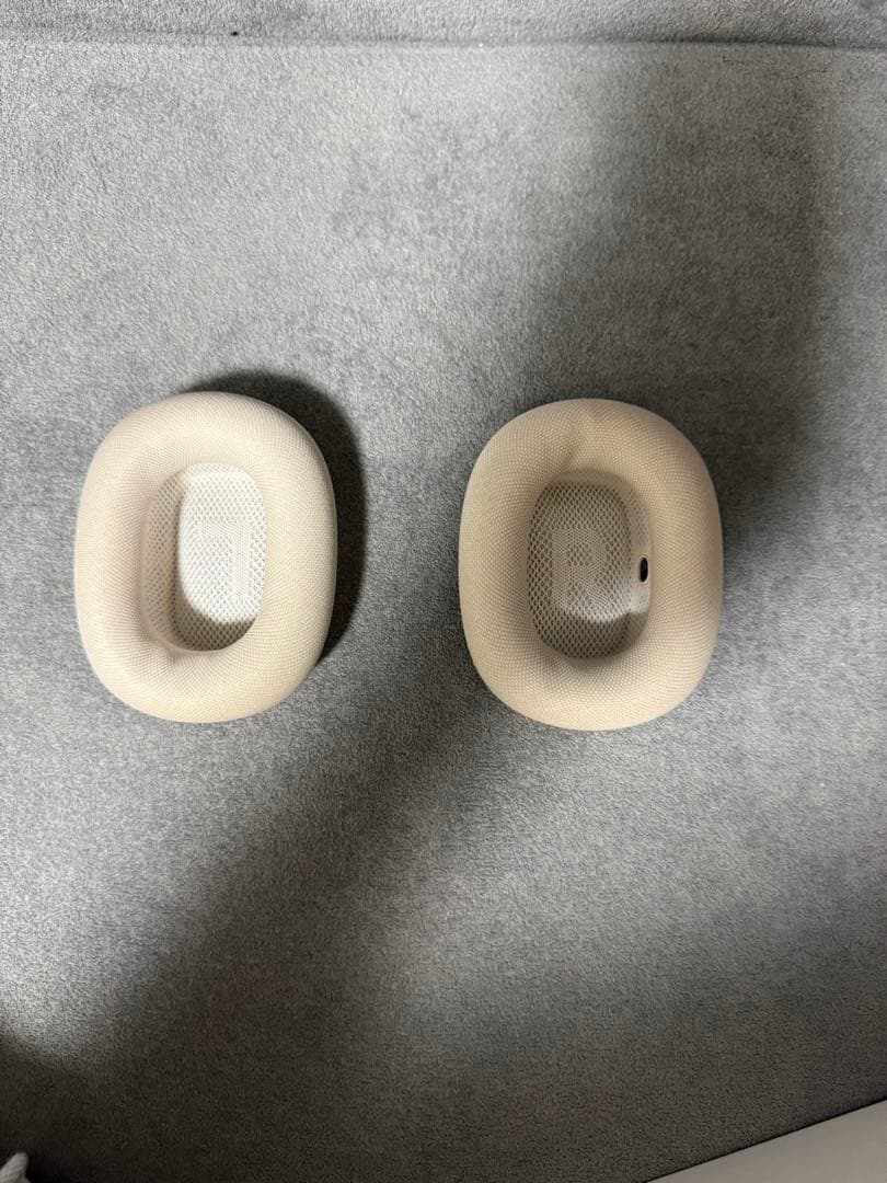 AirPods Max （2024年モデル）スターライト