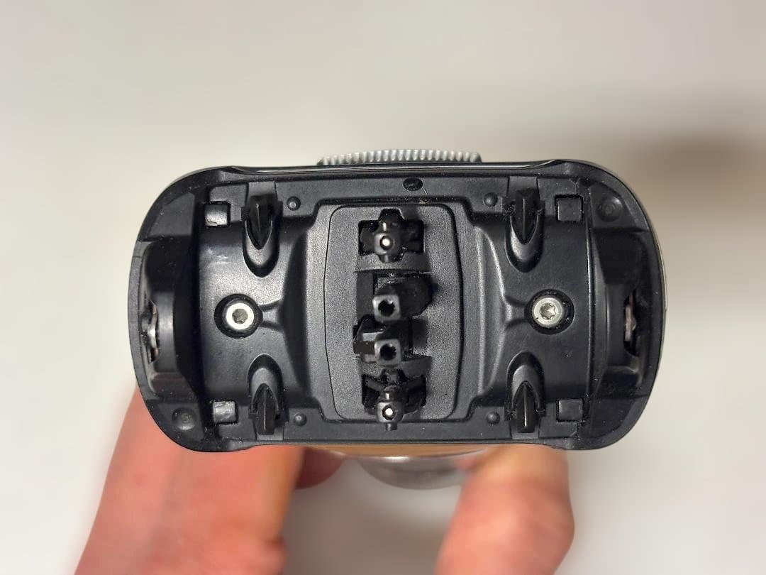 【美品】BRAUN Series 9 電気シェーバー 別売新品替刃付き ゴールド