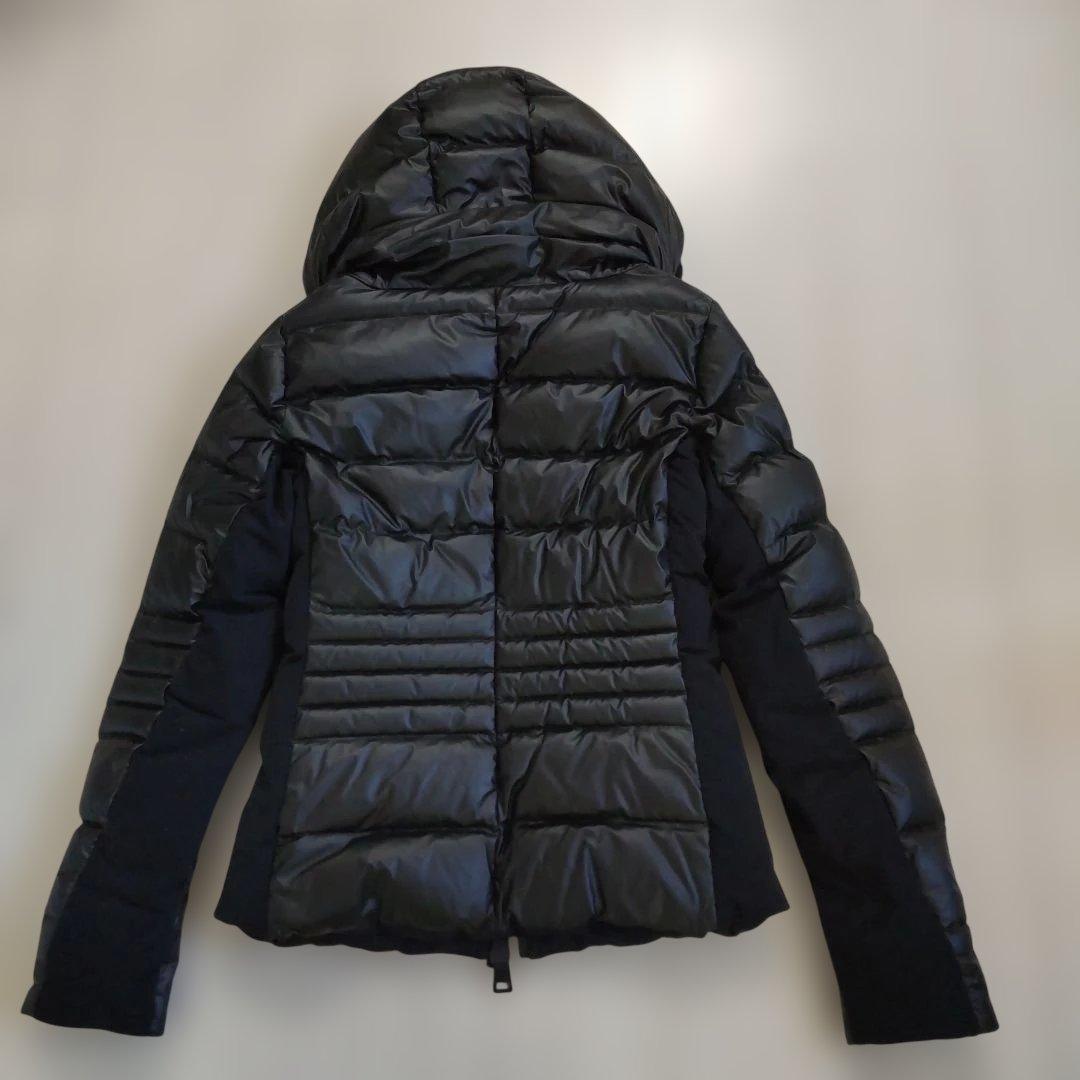 美品 ヘルノ HERNO ラミナー ショートダウンジャケット ブラック 42
