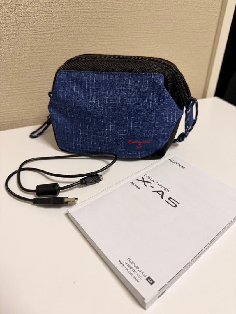 Fujifilm X-A5 シルバー