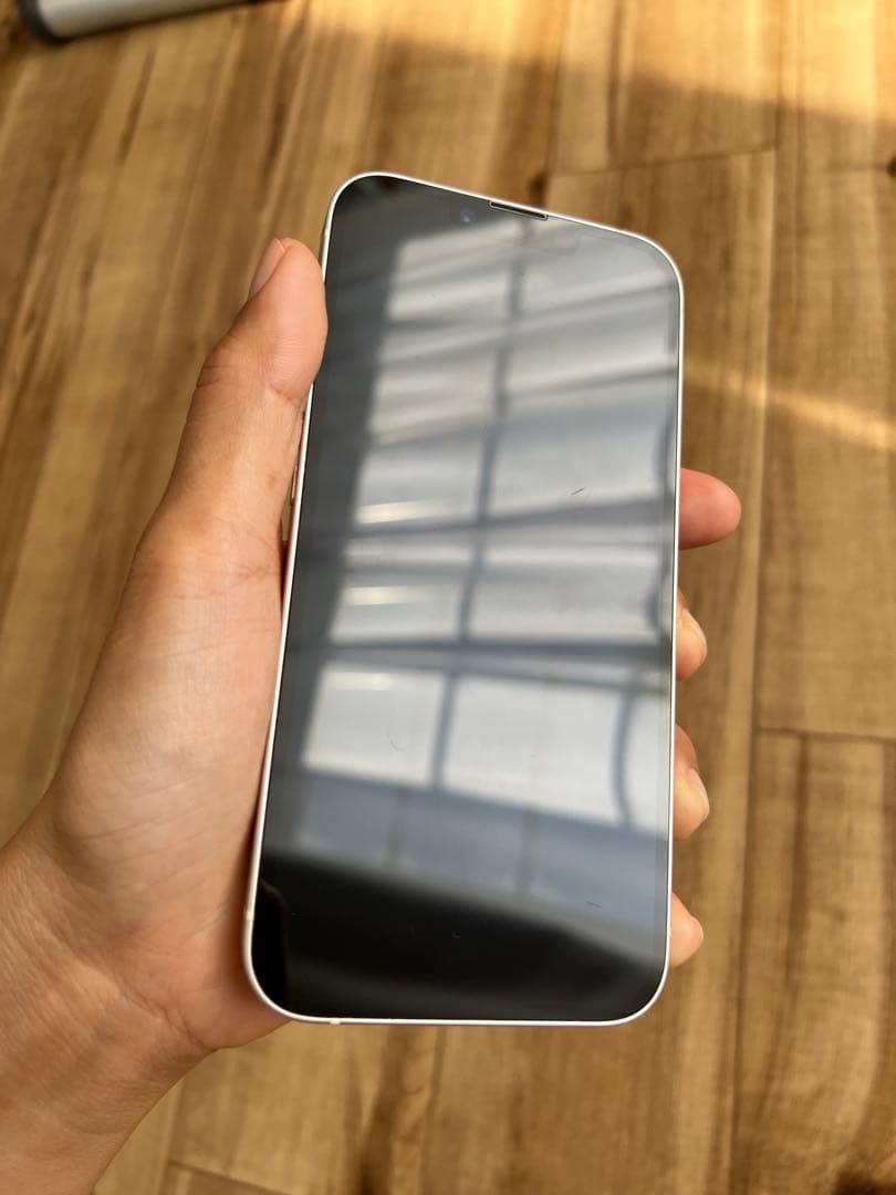 バッテリー97% Apple iPhone 14 128GB