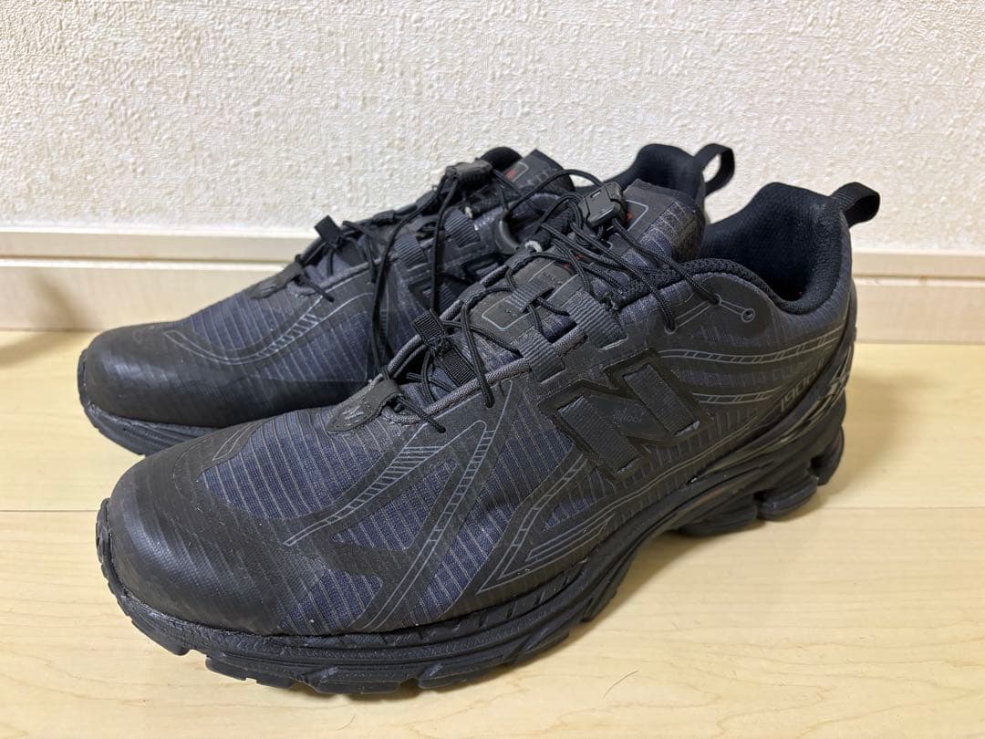【美品】New Balance M1906RNB トリプルブラック
