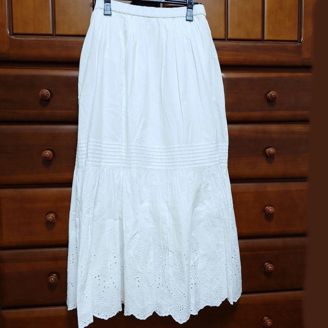 スピックアンドスパン エンブロイダリーレーススカート SLOBEIENA 白
