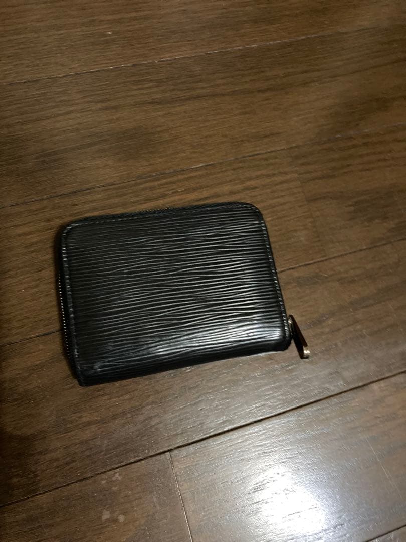 ルイビトンエピブラック ケース