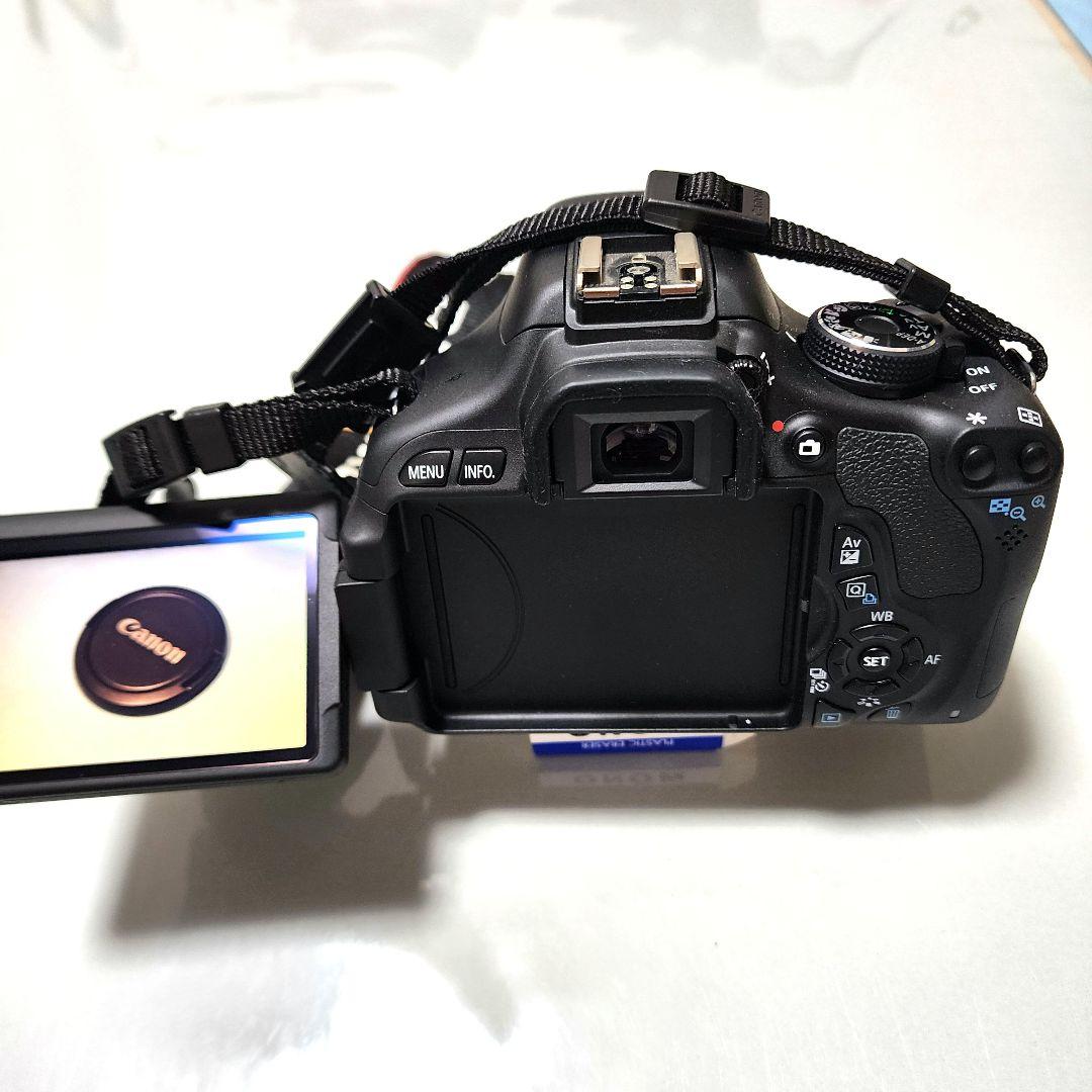 Canon　EOSKissX5　デジタル一眼レフカメラ　望遠レンズ+三脚セット