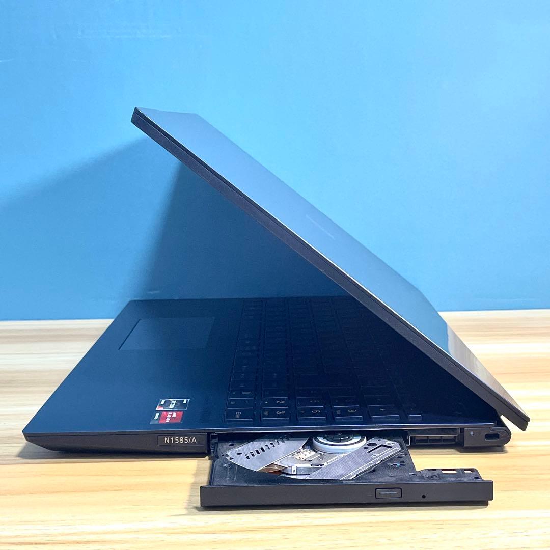 Windowsノート本体 NEC LAVIE N15/Ryzen7/16GB/SSD1TB/Blu-ray