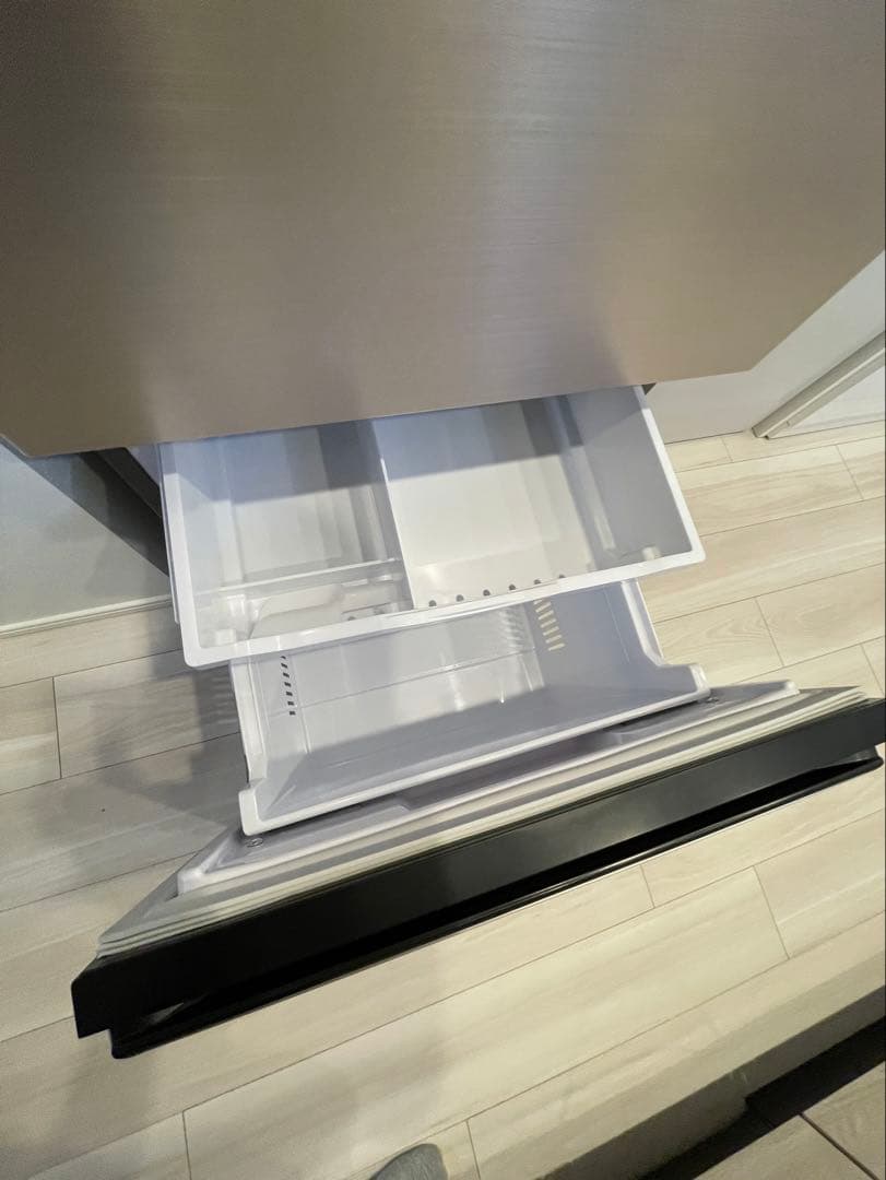 塩*福様 HITACHI 冷蔵庫 透明棚 LED照明付きR-V32TV