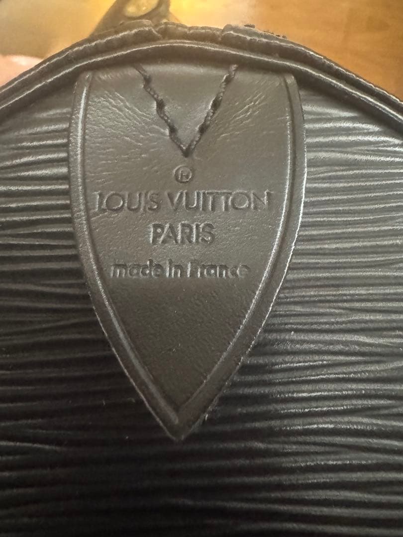 ルイヴィトンスピーディ30エピ黒