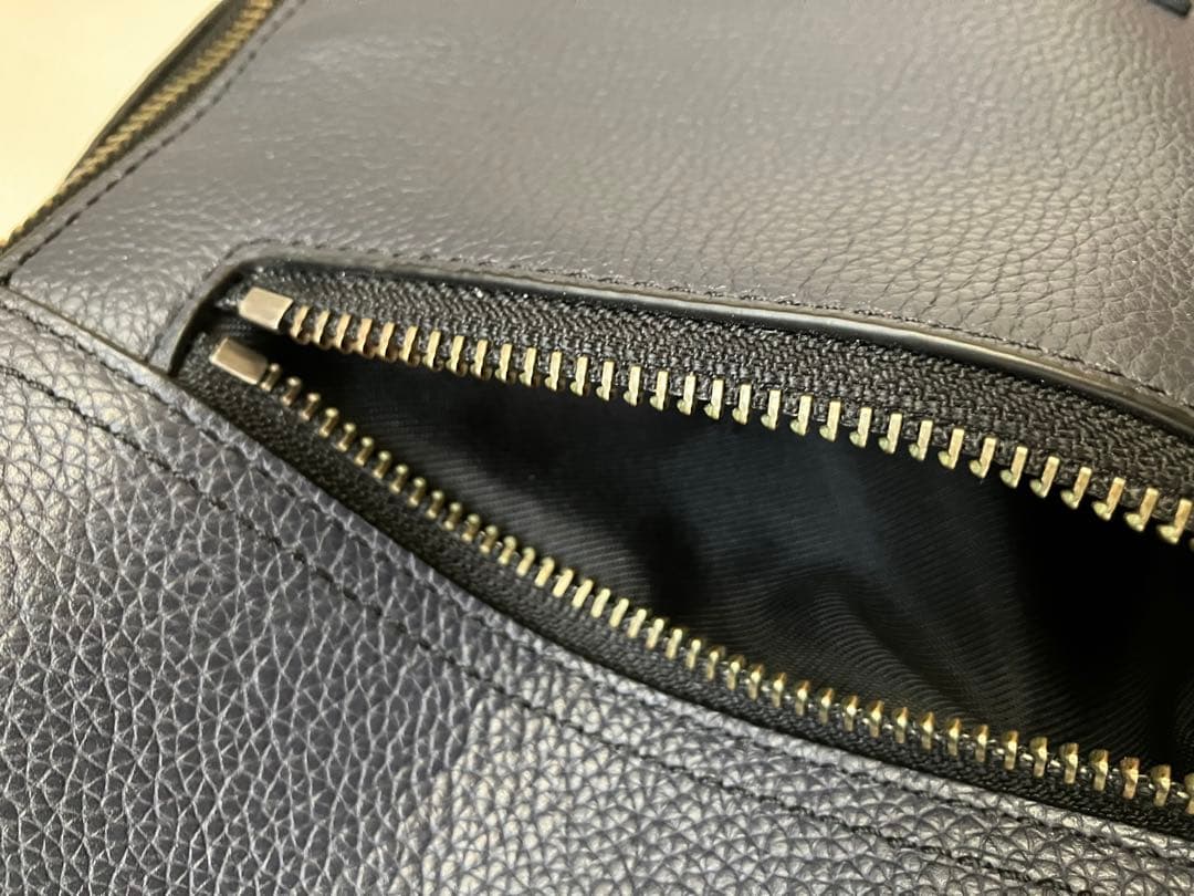 い*き様 COACH コーチ レザー ボディバッグ　ミッドナイトブルー