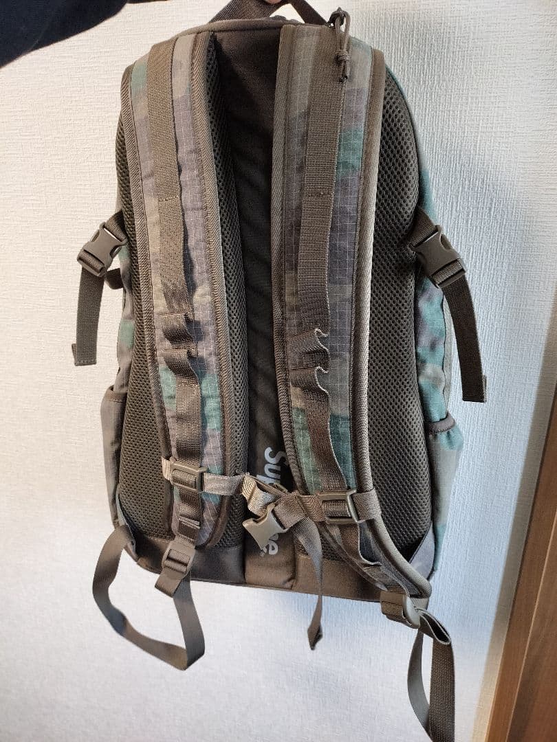 シュプリーム24SS バックパック ウッドランドカモ