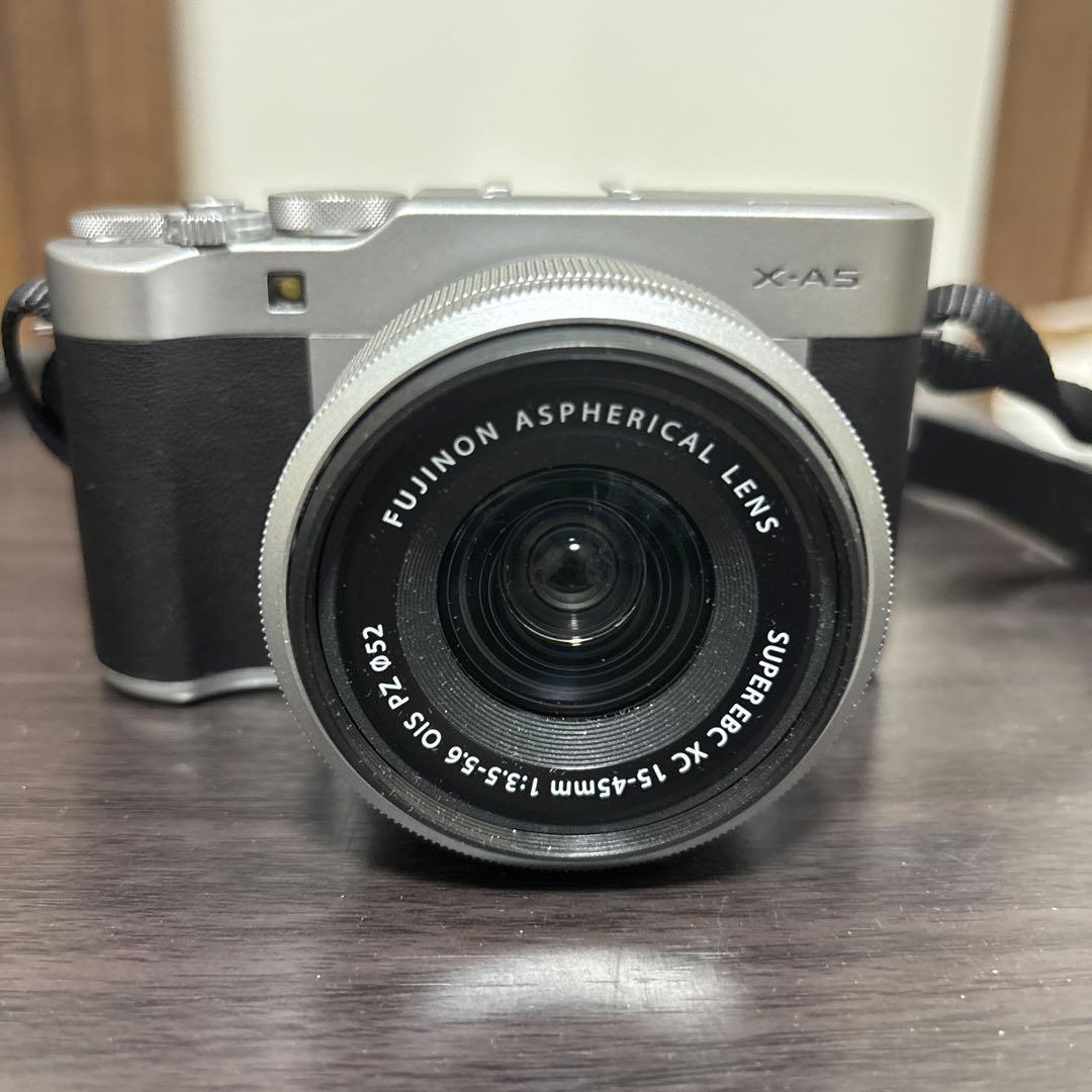 Trần Vinh FUJIFILM X-A5 ミラーレス一眼