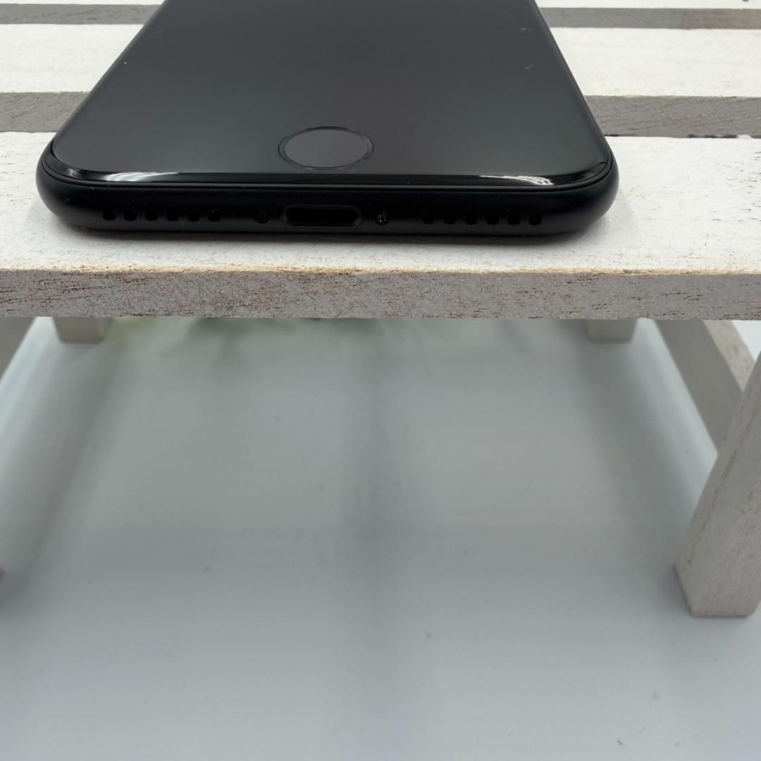 【美品】iPhone SE第3世代 64GB ミッドナイト 310