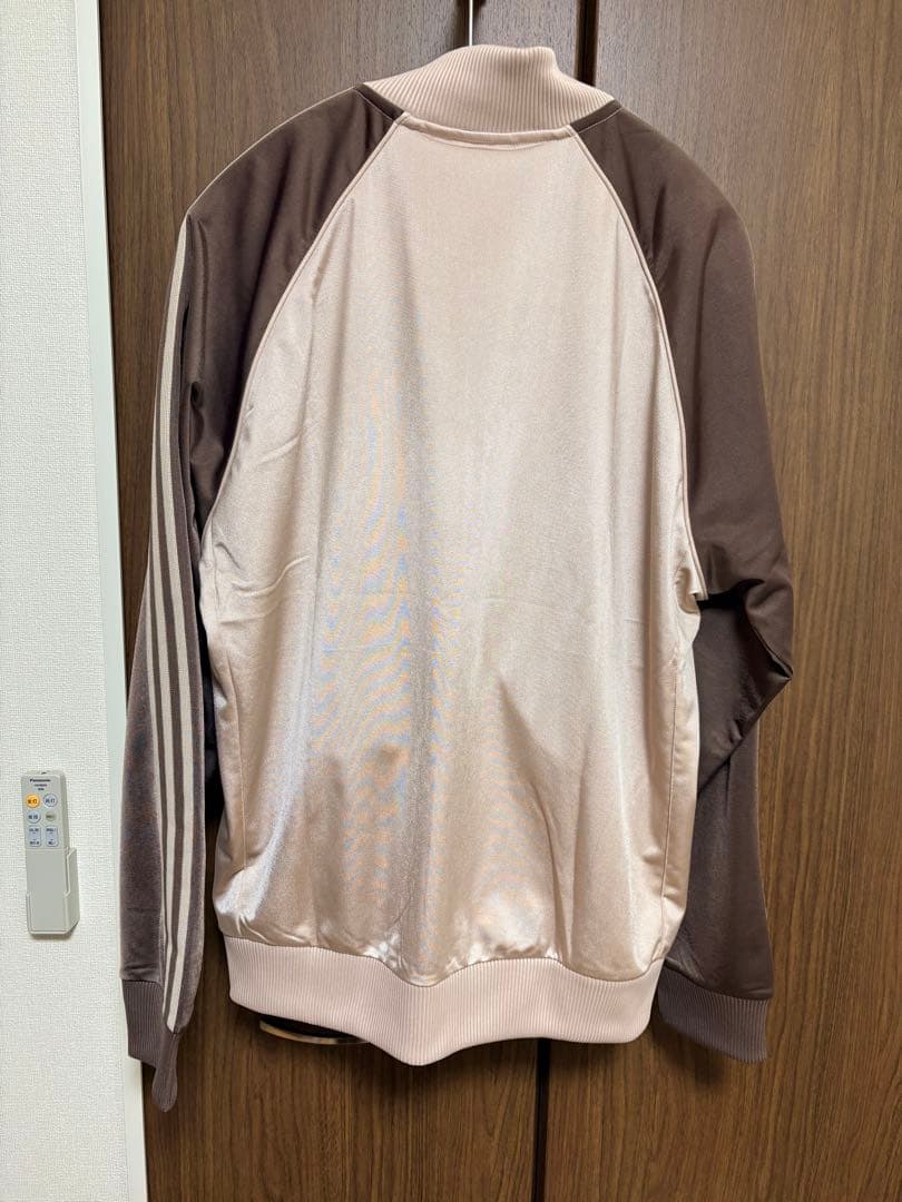 @せな　adidas ジップアップジャケット