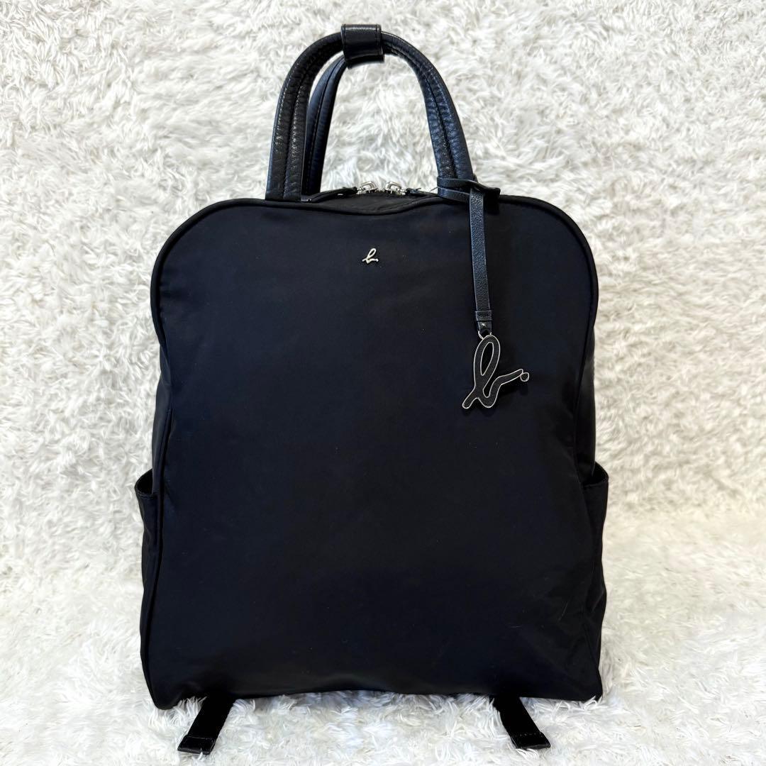 アニエスベー リュック PC入れ付 ブラック パソコン収納 2層ファスナー ロゴ